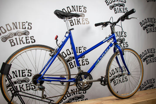 BOONIE'S REFURBISHED Univega Rover T2.5