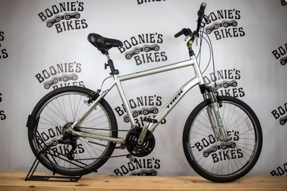 BOONIE'S REFURBISHED Trek Shift 2