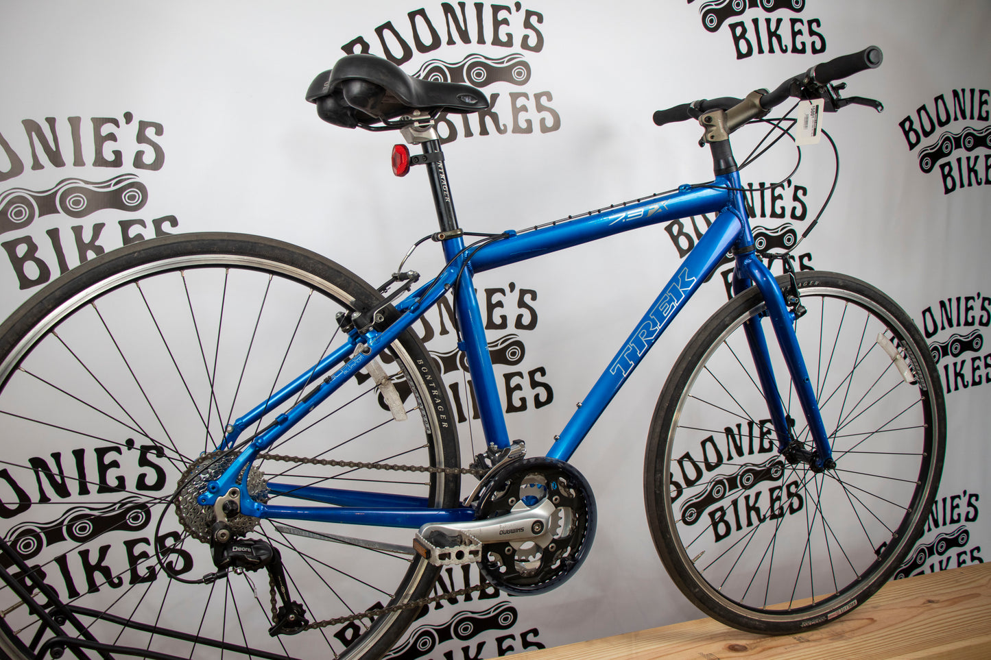 BOONIE'S REFURBISHED Trek FX 7.3