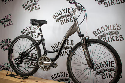 BOONIE'S REFURBISHED Trek Navigator 100