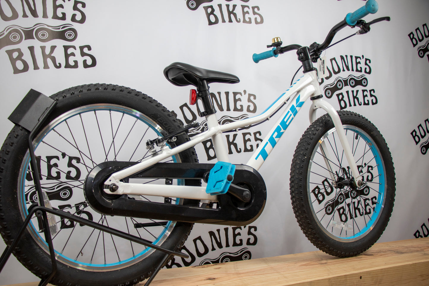 BOONIE'S REFURBISHED Trek Precaliber