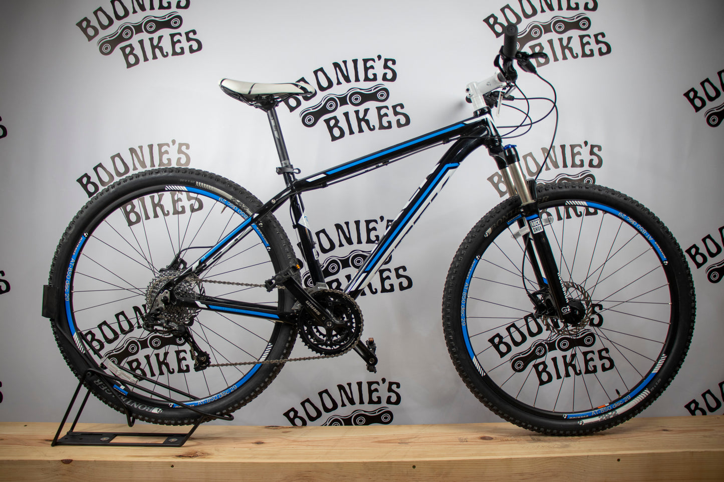 BOONIE'S REFURBISHED Trek Kobia