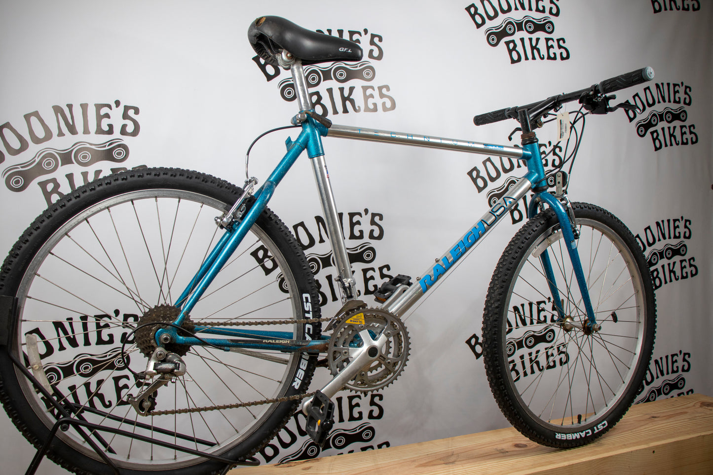 BOONIE'S REFURBISHED Raleigh Technium