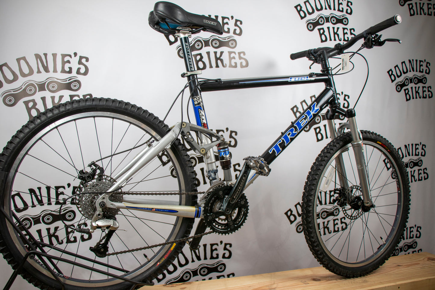 BOONIE'S REFURBISHED Trek Fuel 90