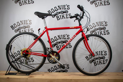 BOONIE'S REFURBISHED Univega Rover T2.3