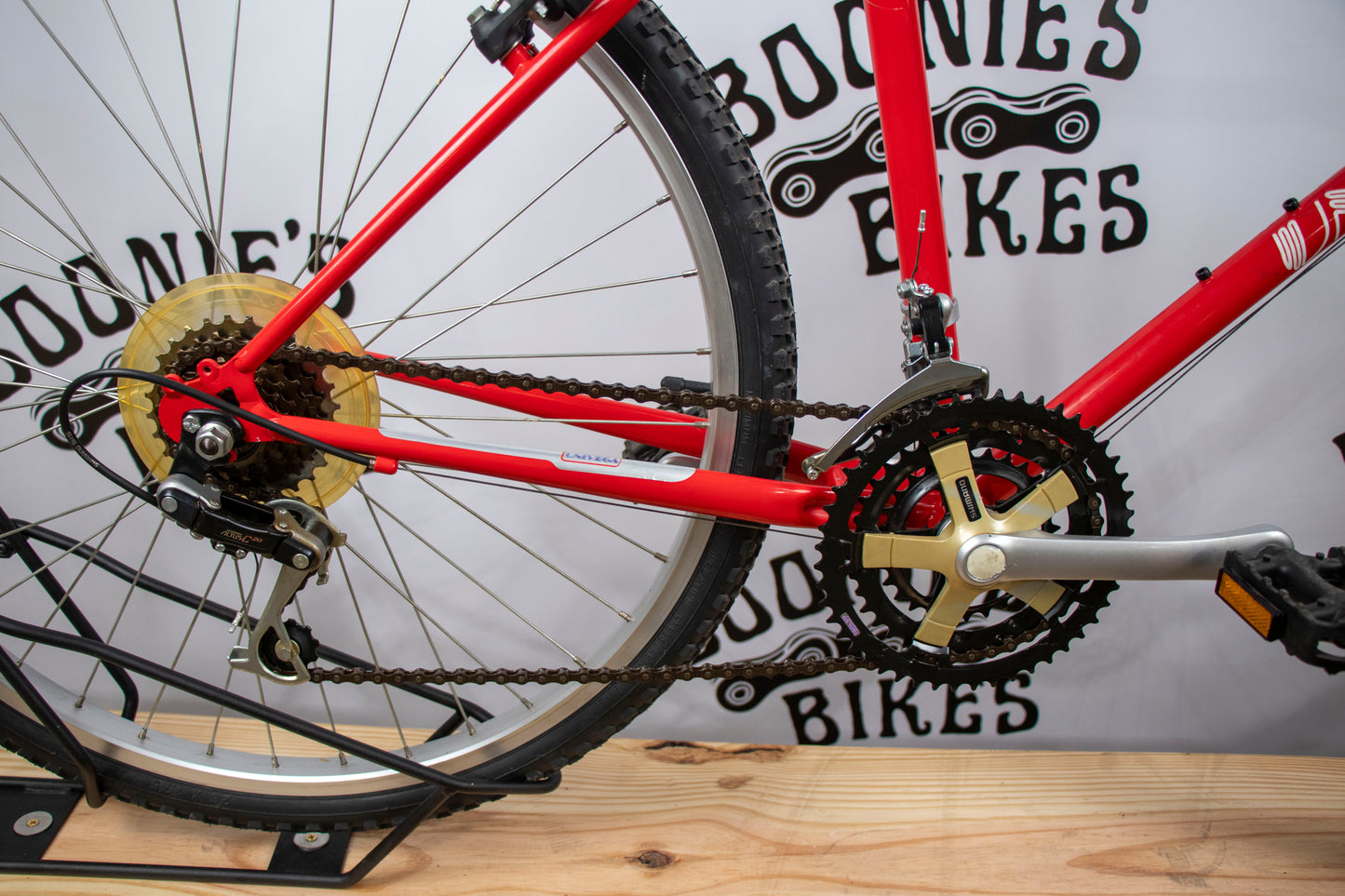 BOONIE'S REFURBISHED Univega Rover T2.3