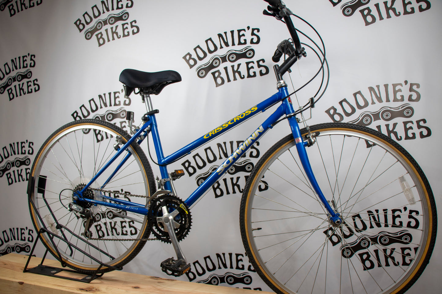 BOONIE'S REFURBISHED Schwinn Crisscross